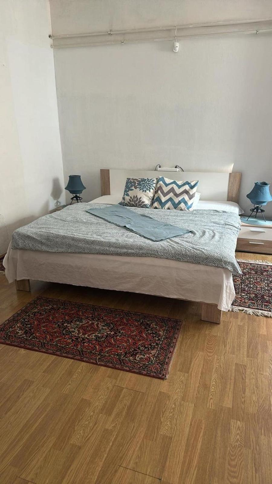 Grany'S Retro Guesthouse Near Budapest Airport Vecses Bagian luar foto
